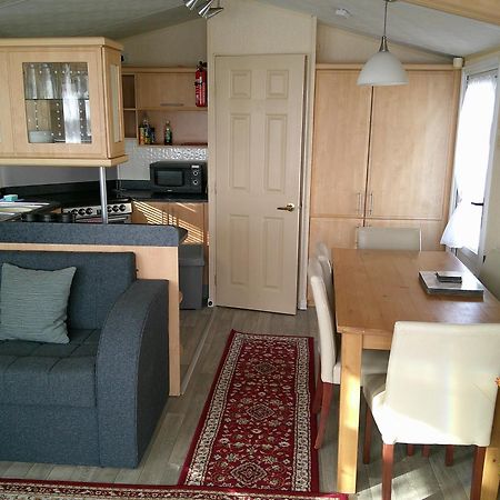 8 Berth Central Heated Golden Palm แชเปิลเซนต์เลนเนิร์ดส์ ภายนอก รูปภาพ